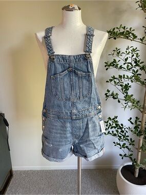(S) NWT Denim Short Overalls